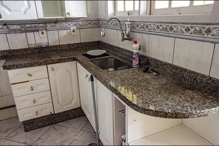 Casa para alugar com 290m², 3 quartos e 3 vagas