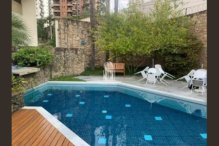 Apartamento à venda com 186m², 4 quartos e 3 vagas