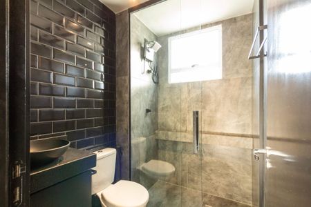 Apartamento para alugar com 50m², 2 quartos e 1 vaga Apartamento para alugar com 50m², 2 quartos e 1 vagaBanheiro
