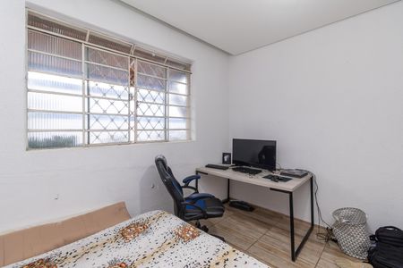 Quarto 1 de casa à venda com 4 quartos, 180m² em Planalto, Belo Horizonte