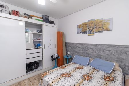 Casa à venda com 180m², 4 quartos e 2 vagas Casa à venda com 180m², 4 quartos e 2 vagasQuarto 1