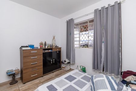 Quarto 2 de casa à venda com 4 quartos, 180m² em Planalto, Belo Horizonte