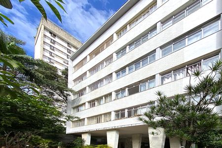 Apartamento à venda com 76m², 3 quartos e 1 vaga Apartamento à venda com 76m², 3 quartos e 1 vagaFachada