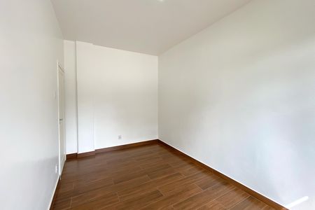 Apartamento à venda com 76m², 3 quartos e 1 vaga Apartamento à venda com 76m², 3 quartos e 1 vagaQuarto 2