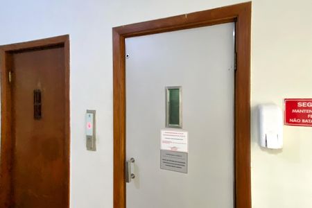 Apartamento à venda com 76m², 3 quartos e 1 vaga Apartamento à venda com 76m², 3 quartos e 1 vagaElevador