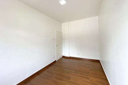 Apartamento à venda com 76m², 3 quartos e 1 vaga Apartamento à venda com 76m², 3 quartos e 1 vagaQuarto 2