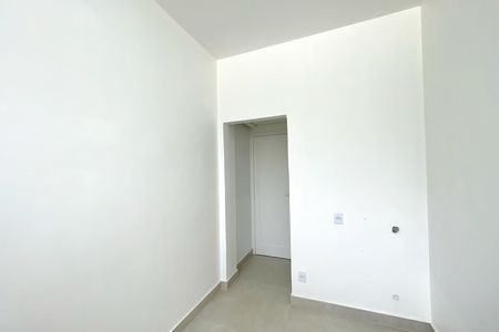 Apartamento à venda com 76m², 3 quartos e 1 vaga Apartamento à venda com 76m², 3 quartos e 1 vagaQuarto de Serviço