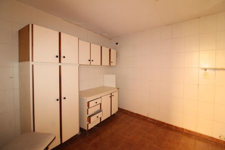 Casa para alugar com 108m², 3 quartos e 1 vagaÁrea de Serviço