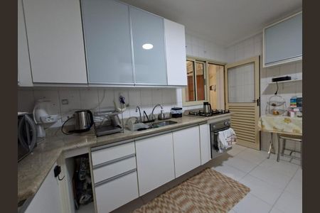 Foto 15 de apartamento à venda com 3 quartos, 106m² em Vila Bertioga, São Paulo