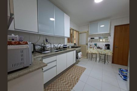 Foto 18 de apartamento à venda com 3 quartos, 106m² em Vila Bertioga, São Paulo