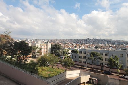 Vista da Sala de apartamento para alugar com 2 quartos, 55m² em Manacás, Belo Horizonte