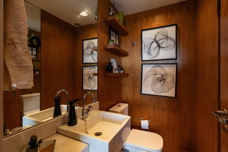 Apartamento à venda com 198m², 3 quartos e 3 vagas Apartamento à venda com 198m², 3 quartos e 3 vagasLavabo