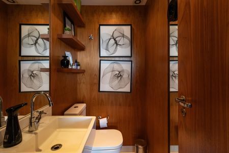 Apartamento à venda com 198m², 3 quartos e 3 vagas Apartamento à venda com 198m², 3 quartos e 3 vagasLavabo