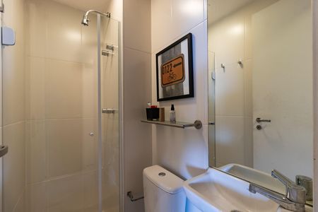 Apartamento à venda com 198m², 3 quartos e 3 vagas Apartamento à venda com 198m², 3 quartos e 3 vagasBanheiro de serviço