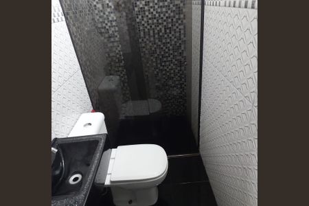 WC C/ BOX de casa à venda com 4 quartos, 204m² em Cidade das Flores, Osasco