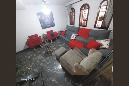 SALA de casa à venda com 4 quartos, 204m² em Cidade das Flores, Osasco