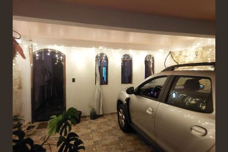 Casa à venda com 204m², 4 quartos e 2 vagas Casa à venda com 204m², 4 quartos e 2 vagasGARAGEM