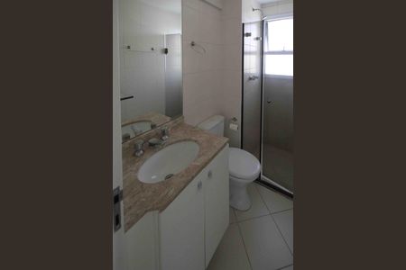 Apartamento à venda com 53m², 2 quartos e 1 vaga Apartamento à venda com 53m², 2 quartos e 1 vagaBanheiro Socila
