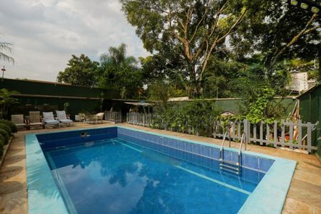Casa à venda com 5 quartos, 580m² em Jardim dos Estados, São Paulo
