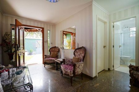 Casa à venda com 580m², 5 quartos e 5 vagas