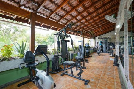 Casa à venda com 580m², 5 quartos e 5 vagas