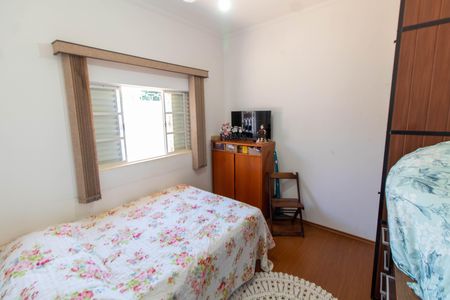 Casa à venda com 439m², 3 quartos e 8 vagas Casa à venda com 439m², 3 quartos e 8 vagasQUARTO 3