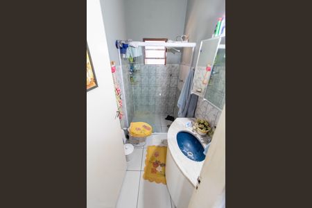 Casa à venda com 439m², 3 quartos e 8 vagas Casa à venda com 439m², 3 quartos e 8 vagasBANHEIRO EDICULA
