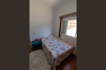 Casa à venda com 439m², 3 quartos e 8 vagas Casa à venda com 439m², 3 quartos e 8 vagasQUARTO 3