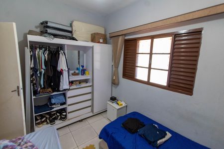 Casa à venda com 439m², 3 quartos e 8 vagas Casa à venda com 439m², 3 quartos e 8 vagasQUARTO 2 EDICULA