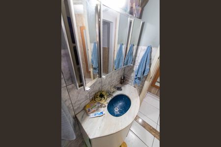 Casa à venda com 439m², 3 quartos e 8 vagas Casa à venda com 439m², 3 quartos e 8 vagasBANHEIRO EDICULA