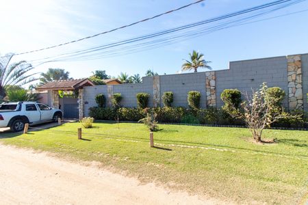 Casa à venda com 439m², 3 quartos e 8 vagas Casa à venda com 439m², 3 quartos e 8 vagasFACHADA