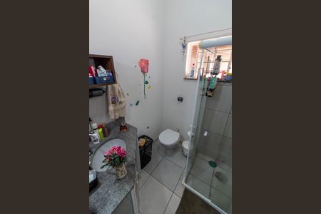 Casa à venda com 439m², 3 quartos e 8 vagas Casa à venda com 439m², 3 quartos e 8 vagasBANHEIRO SOCIAL