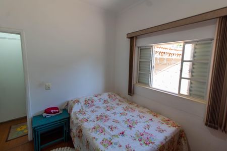 Casa à venda com 439m², 3 quartos e 8 vagas Casa à venda com 439m², 3 quartos e 8 vagasQUARTO 3