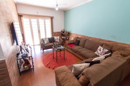 Casa à venda com 439m², 3 quartos e 8 vagas Casa à venda com 439m², 3 quartos e 8 vagasSALA