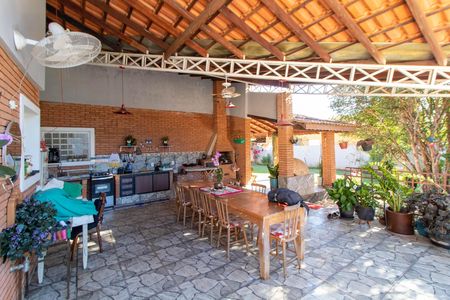 Casa à venda com 439m², 3 quartos e 8 vagas Casa à venda com 439m², 3 quartos e 8 vagasÁREA GOURMET