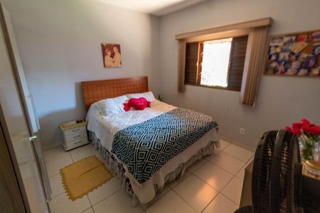 Casa à venda com 439m², 3 quartos e 8 vagas Casa à venda com 439m², 3 quartos e 8 vagasQUARTO 1 EDICULA