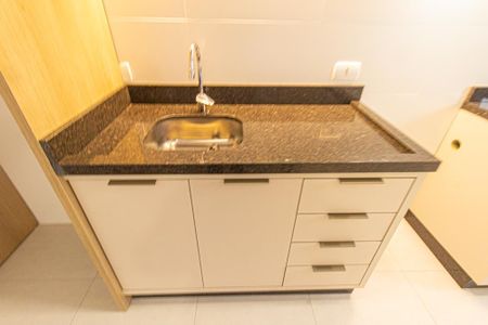 Apartamento à venda com 65m², 2 quartos e 1 vaga Apartamento à venda com 65m², 2 quartos e 1 vagaCozinha e Área de Serviço
