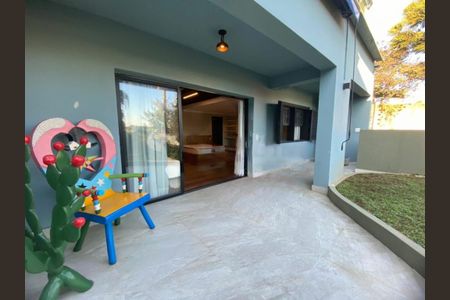 Casa à venda com 280m², 5 quartos e 7 vagas
