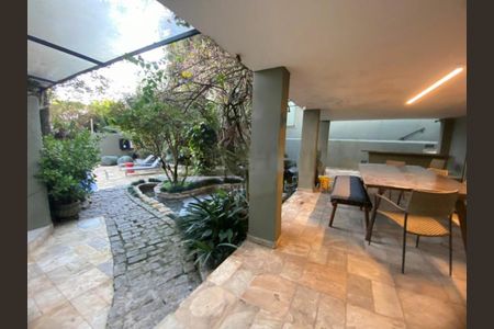Casa à venda com 5 quartos, 280m² em Brooklin, São Paulo