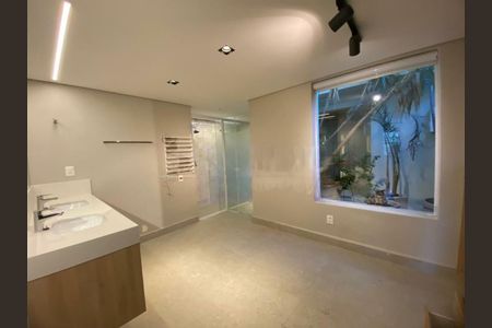 Casa à venda com 5 quartos, 280m² em Brooklin, São Paulo
