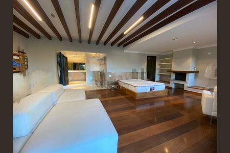 Casa à venda com 5 quartos, 280m² em Brooklin, São Paulo