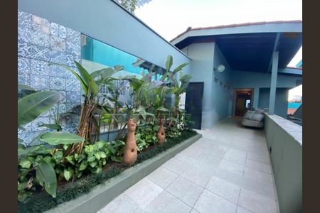 Casa à venda com 280m², 5 quartos e 7 vagas