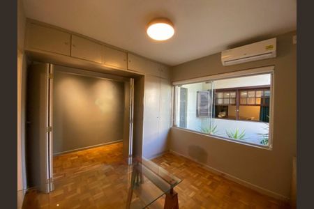 Casa à venda com 5 quartos, 280m² em Brooklin, São Paulo