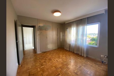 Casa à venda com 280m², 5 quartos e 7 vagas