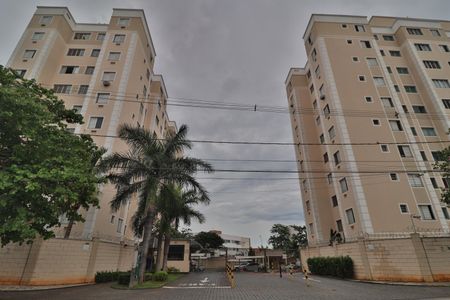 Apartamento para alugar com 50m², 2 quartos e 1 vagaFachada e portaria