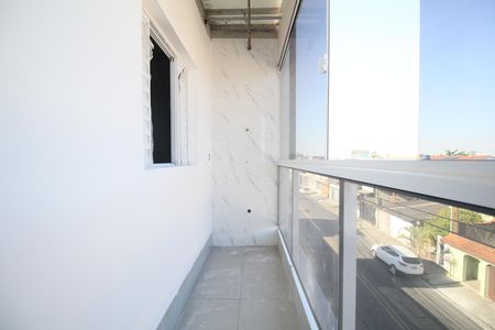Varanda de casa para alugar com 2 quartos, 72m² em Parque Pinheiros, Taboão da Serra