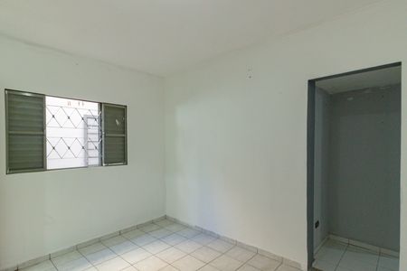 Casa para alugar com 70m², 3 quartos e 1 vaga Casa para alugar com 70m², 3 quartos e 1 vagaSala 2