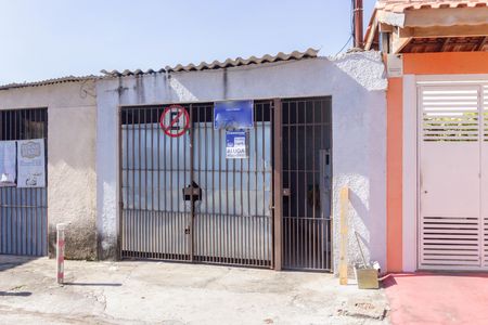 Casa para alugar com 70m², 3 quartos e 1 vaga Casa para alugar com 70m², 3 quartos e 1 vagaFachada