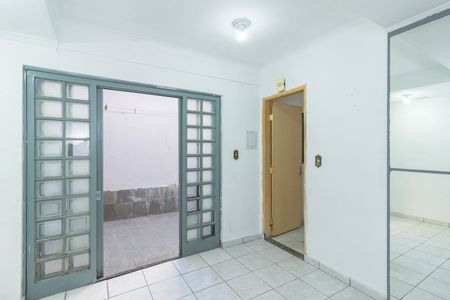 Sala 1 de casa à venda com 3 quartos, 70m² em Chácara São João, São Paulo