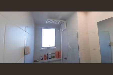 Apartamento à venda com 41m², 2 quartos e 1 vaga Apartamento à venda com 41m², 2 quartos e 1 vagaBanheiro